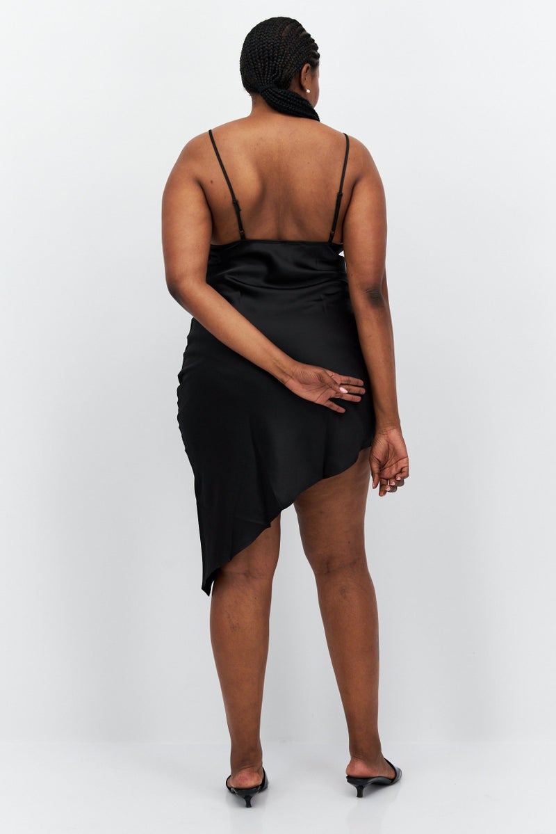 Flounce London Women Plus Size Plain Asymmetric Hem Mini Dress, Black - Image 4